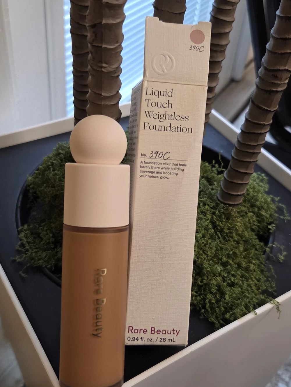 Rare Beauty Liquid Touch Weightless Foundation 390C 0.94 oz / 28 mL NEW